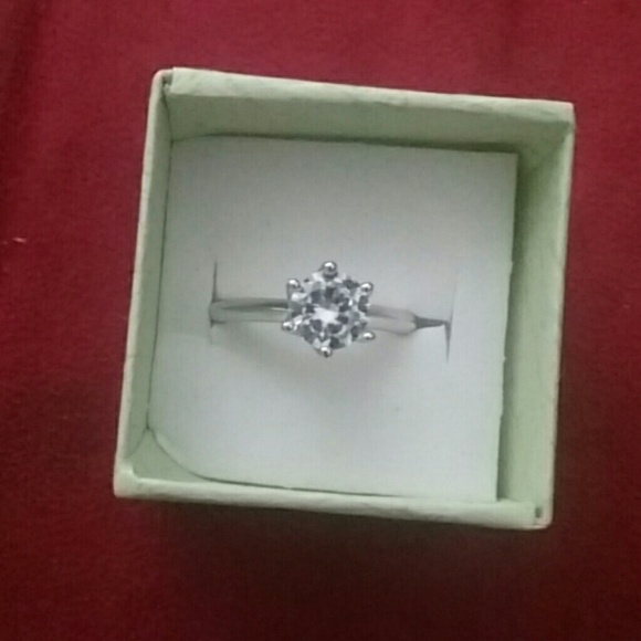 Jewelry - Ring